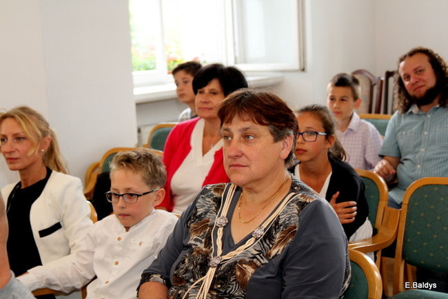 Dzieci promują segregację śmieci (zdjęcia)