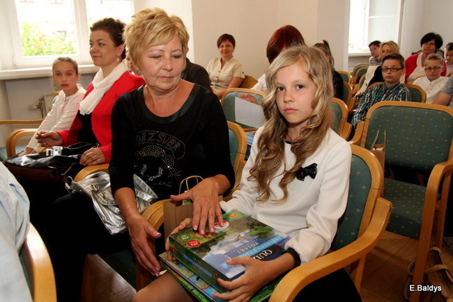 Dzieci promują segregację śmieci (zdjęcia)