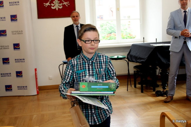 Dzieci promują segregację śmieci (zdjęcia)