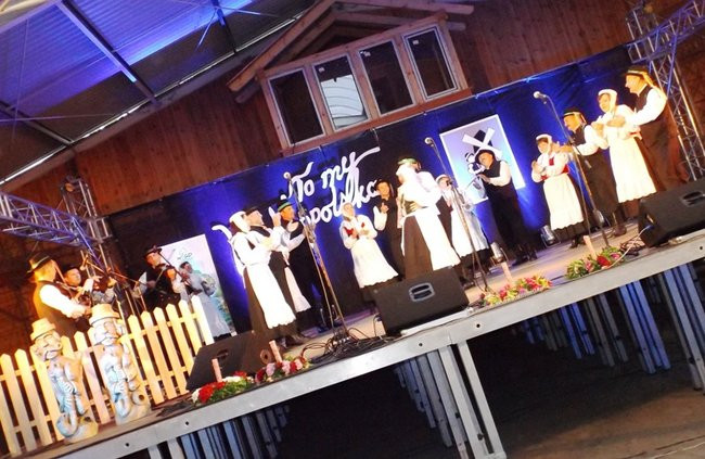 Wianki w  Boszkowie na ludowo (zdjęcia)