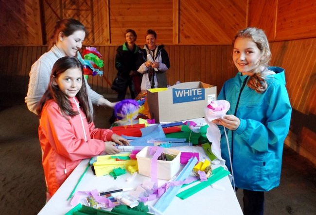 Wianki w  Boszkowie na ludowo (zdjęcia)