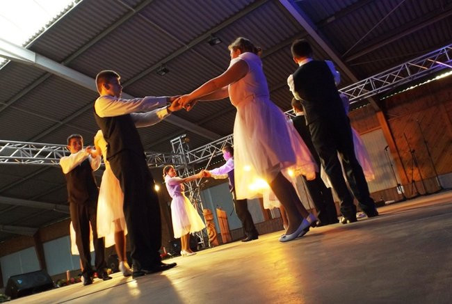 Wianki w  Boszkowie na ludowo (zdjęcia)