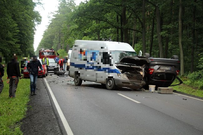Zderzenie sześciu aut (zdjęcia)