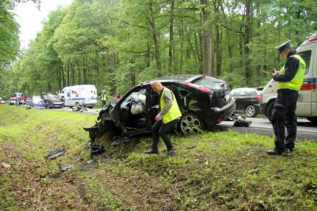 Zderzenie sześciu aut (zdjęcia)