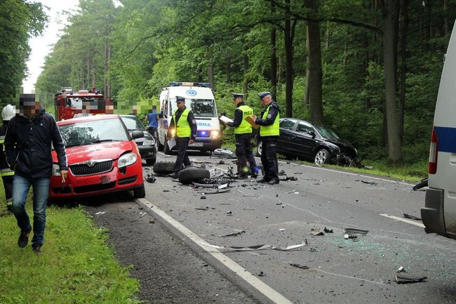 Zderzenie sześciu aut (zdjęcia)