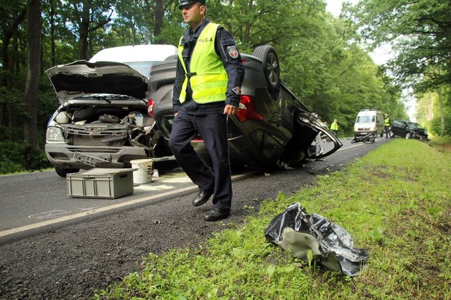 Zderzenie sześciu aut (zdjęcia)