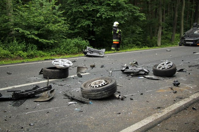 Zderzenie sześciu aut (zdjęcia)