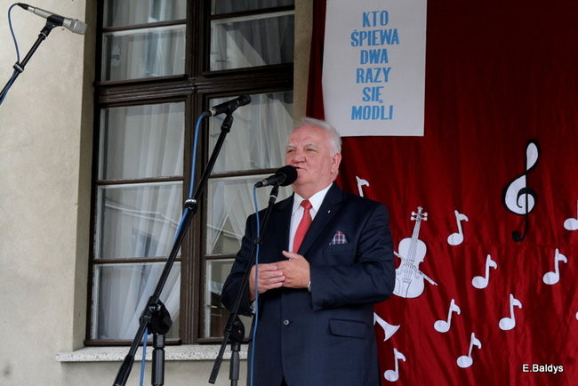 Biesiadne śpiewanie w Wijewie (zdjęcia)