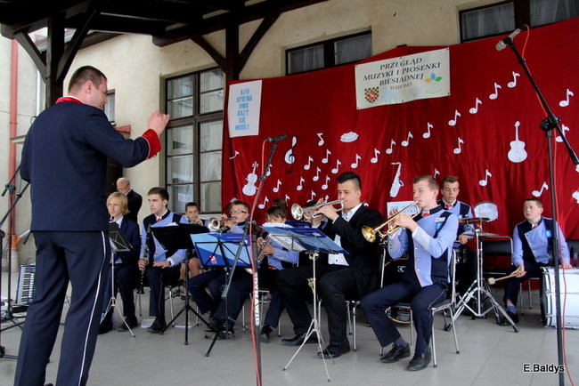 Biesiadne śpiewanie w Wijewie (zdjęcia)