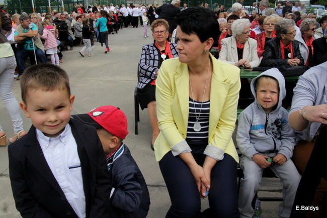 Biesiadne śpiewanie w Wijewie (zdjęcia)