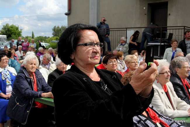 Biesiadne śpiewanie w Wijewie (zdjęcia)