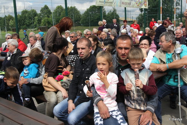 Biesiadne śpiewanie w Wijewie (zdjęcia)