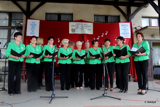 Biesiadne śpiewanie w Wijewie (zdjęcia)