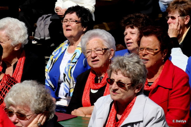 Biesiadne śpiewanie w Wijewie (zdjęcia)