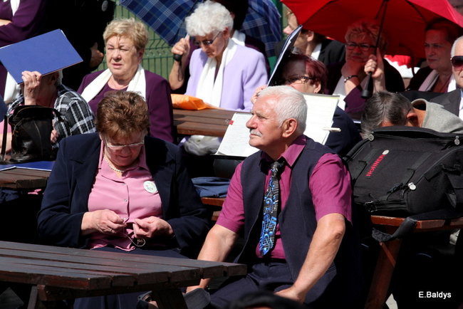 Biesiadne śpiewanie w Wijewie (zdjęcia)