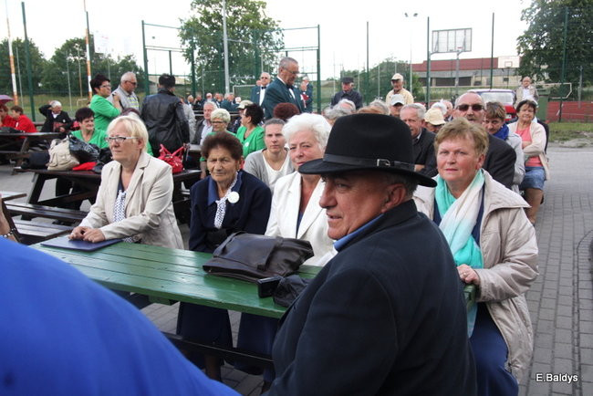 Biesiadne śpiewanie w Wijewie (zdjęcia)