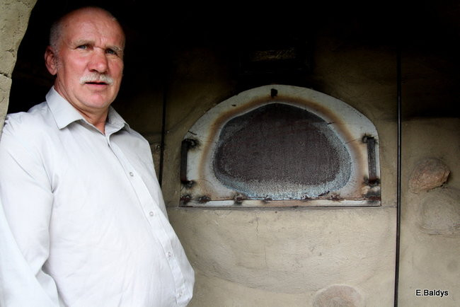 Pieczenie chleba w Rolniku (zdjęcia)