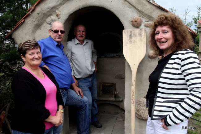 Pieczenie chleba w Rolniku (zdjęcia)