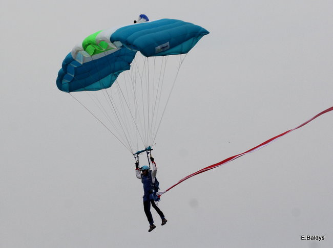 Latali, szybowali i spadali (zdjęcia i film)
