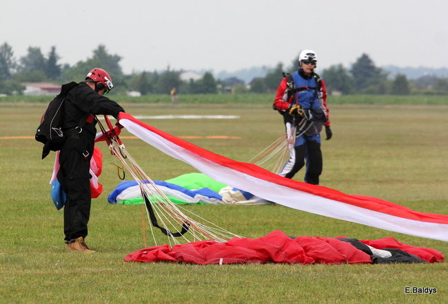 Latali, szybowali i spadali (zdjęcia i film)