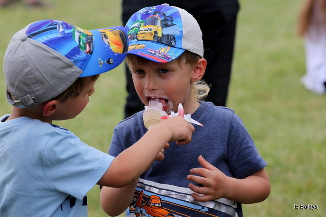 Latali, szybowali i spadali (zdjęcia i film)