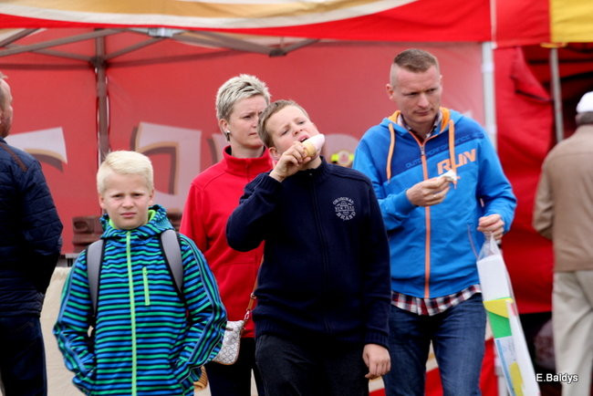 Latali, szybowali i spadali (zdjęcia i film)