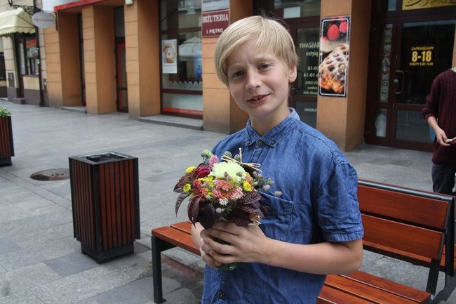 Radosne bukiety można był znaleźć w całym mieście (zdjęcia)