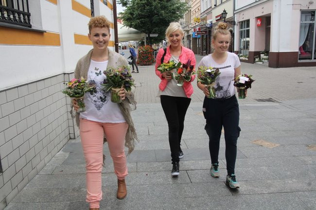 Radosne bukiety można był znaleźć w całym mieście (zdjęcia)