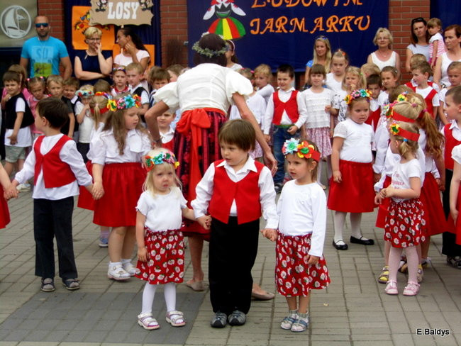 Na ludowo w Przedszkolu Miejskim nr 13 (zdjęcia)