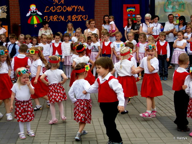 Na ludowo w Przedszkolu Miejskim nr 13 (zdjęcia)