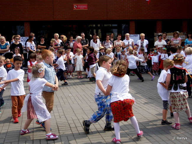 Na ludowo w Przedszkolu Miejskim nr 13 (zdjęcia)
