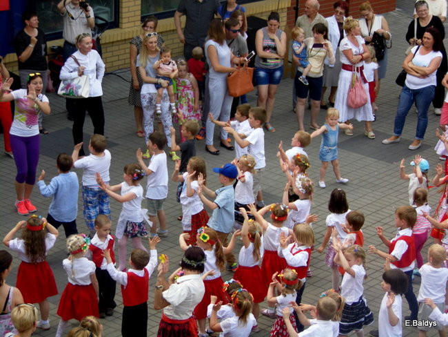 Na ludowo w Przedszkolu Miejskim nr 13 (zdjęcia)
