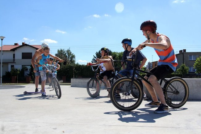 Upał im nie starszny, tłoczno na Skateplazie (zdjęcia)