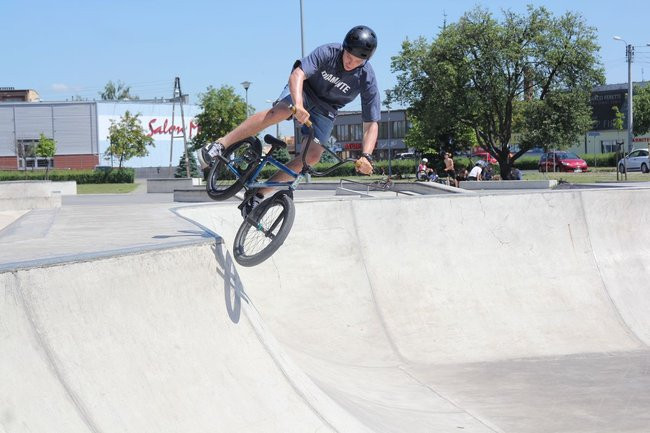 Upał im nie starszny, tłoczno na Skateplazie (zdjęcia)