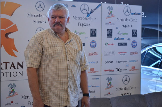 Stanęli na wadze i spojrzeli sobie w oczy (zdjęcia)