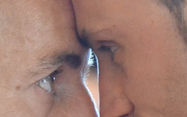 Stanęli na wadze i spojrzeli sobie w oczy (zdjęcia)