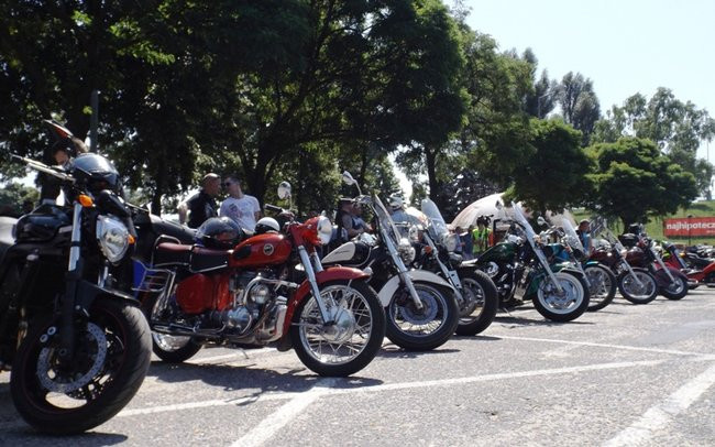 Letnie świętowanie motocyklistów (zdjęcia)