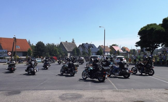 Letnie świętowanie motocyklistów (zdjęcia)