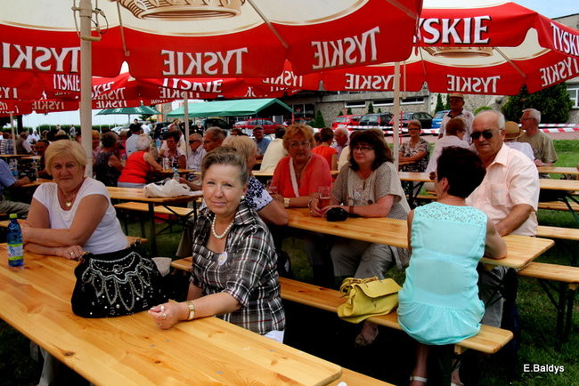 Festyn seniorów na lotnisku (zdjęcia)