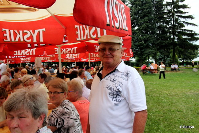 Festyn seniorów na lotnisku (zdjęcia)