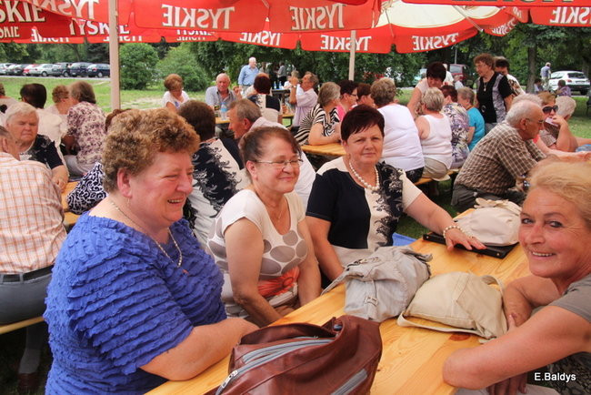 Festyn seniorów na lotnisku (zdjęcia)