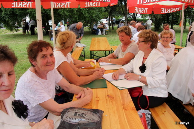 Festyn seniorów na lotnisku (zdjęcia)