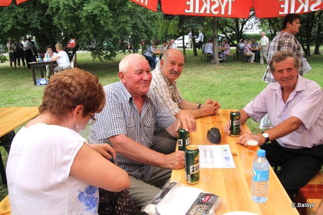 Festyn seniorów na lotnisku (zdjęcia)