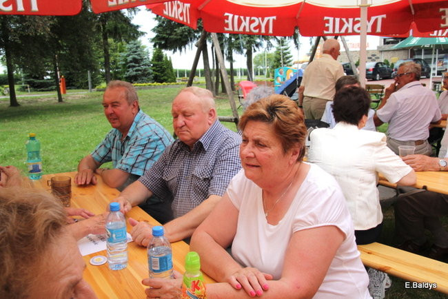 Festyn seniorów na lotnisku (zdjęcia)