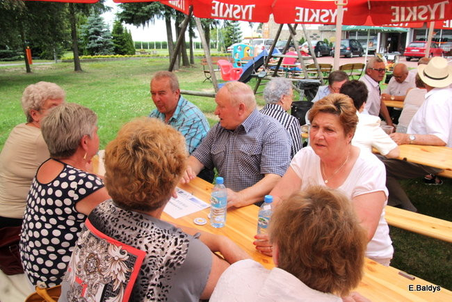 Festyn seniorów na lotnisku (zdjęcia)