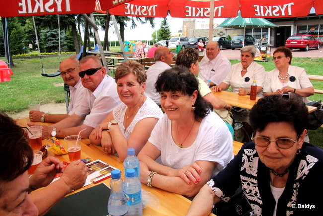 Festyn seniorów na lotnisku (zdjęcia)