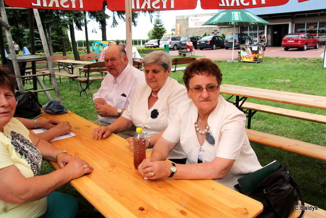 Festyn seniorów na lotnisku (zdjęcia)