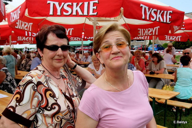 Festyn seniorów na lotnisku (zdjęcia)