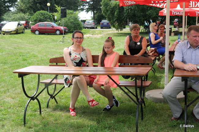 Festyn seniorów na lotnisku (zdjęcia)