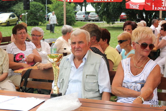 Festyn seniorów na lotnisku (zdjęcia)